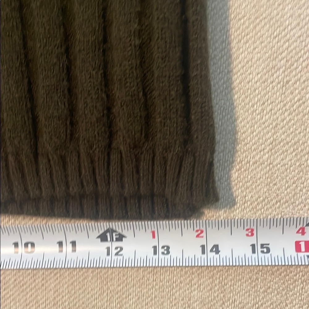 Women’s Ribbed Green Sweater - Picture 8 of 8